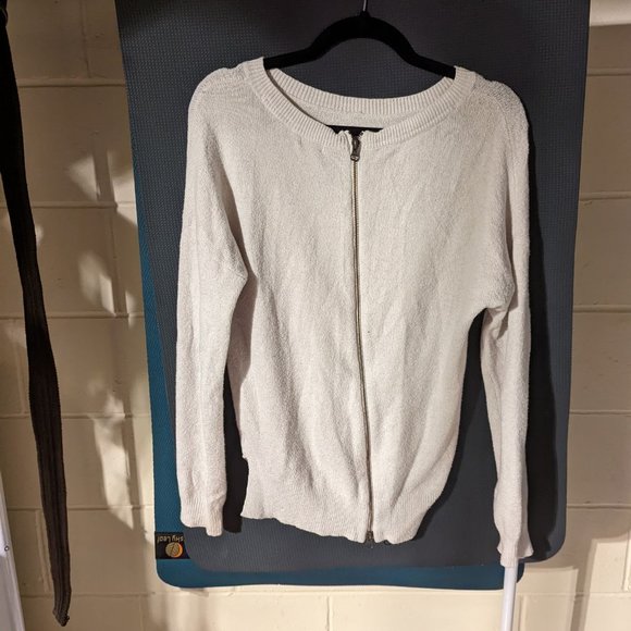 Hinge Sweater - Picture 1 of 2